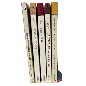 Lot of Marguerite Henry books (5)